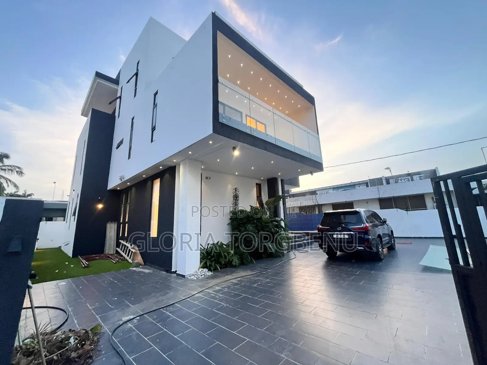 4bdrm House in East Legon for sale