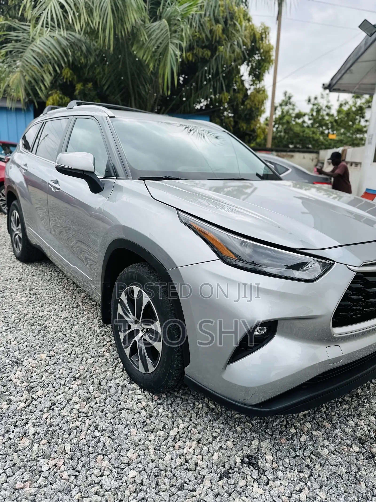 Toyota Highlander XLE AWD 2023 Silver