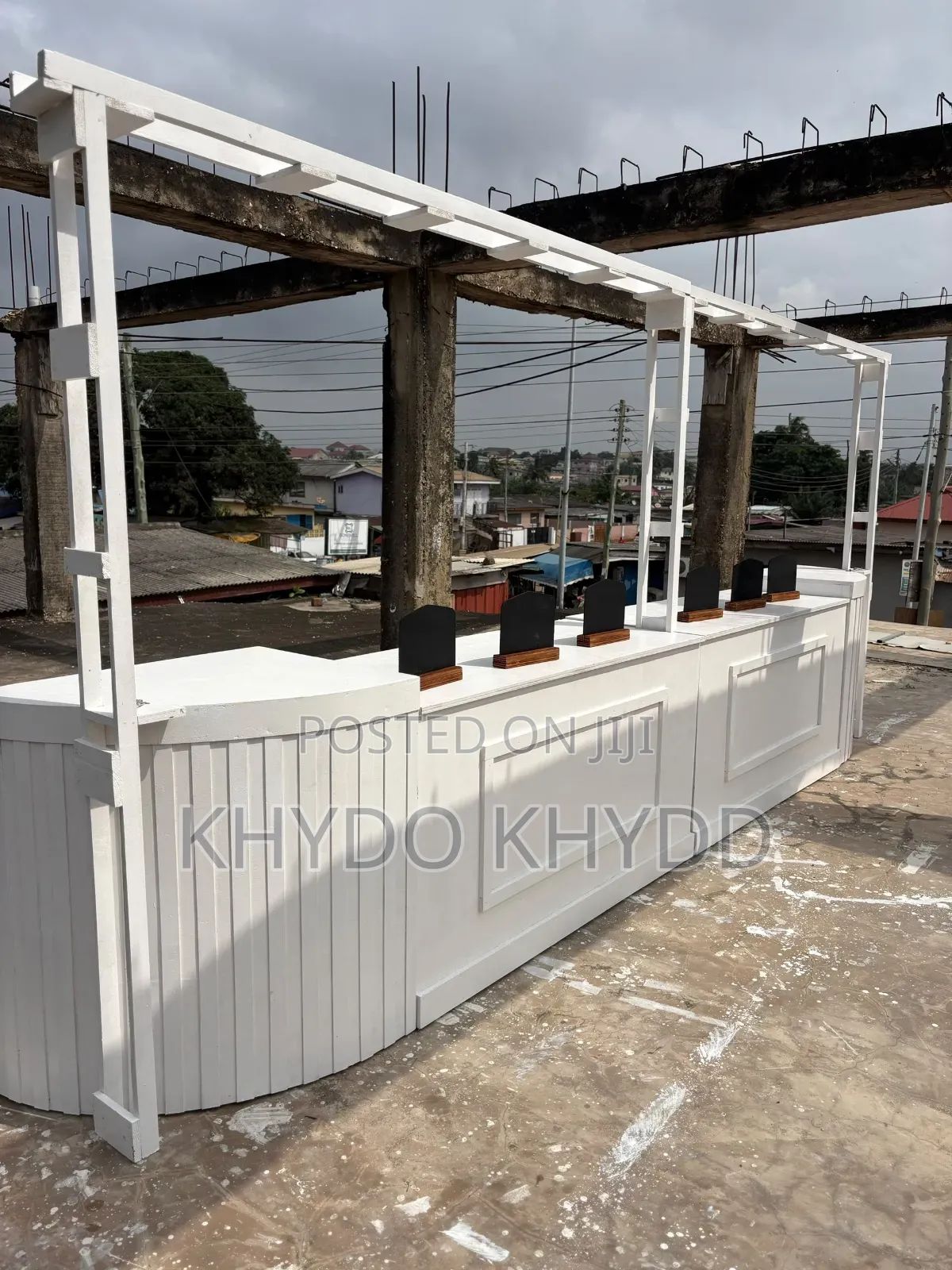 Stylish Foldable Buffet Table
