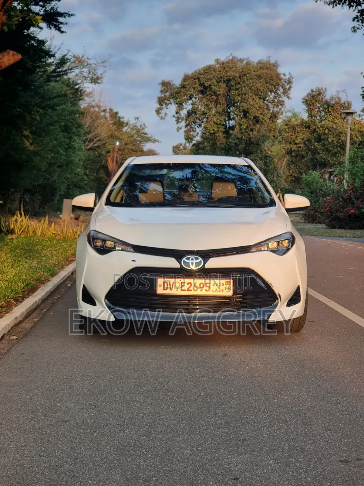 Toyota Corolla L 4dr Sedan (1.8L 4cyl CVT) 2017 White