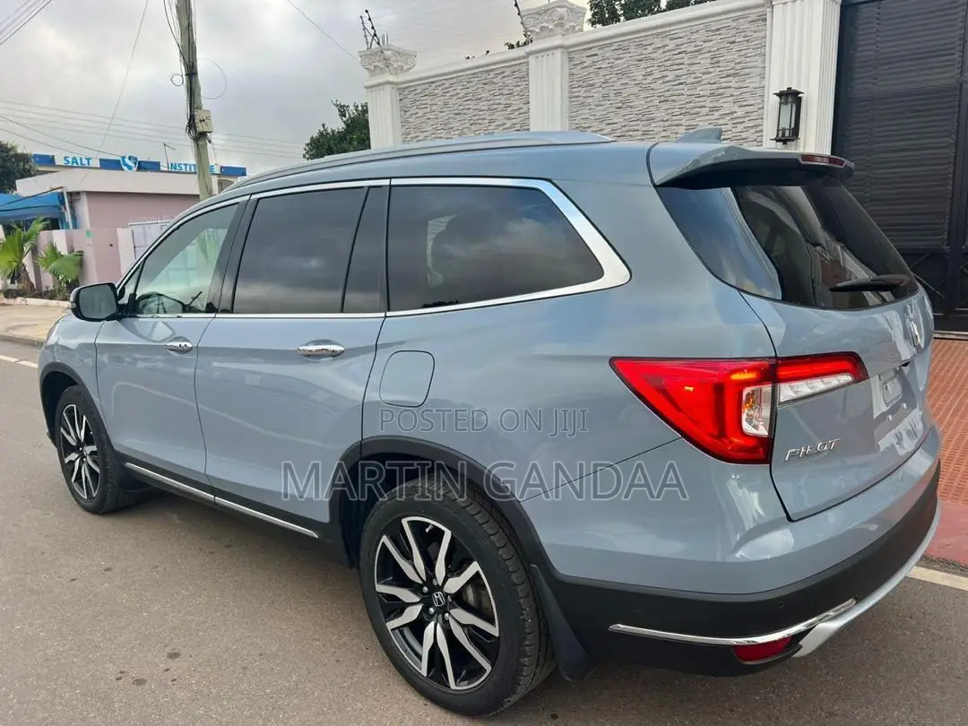 Honda Pilot Touring 7-Passenger 2022 Blue