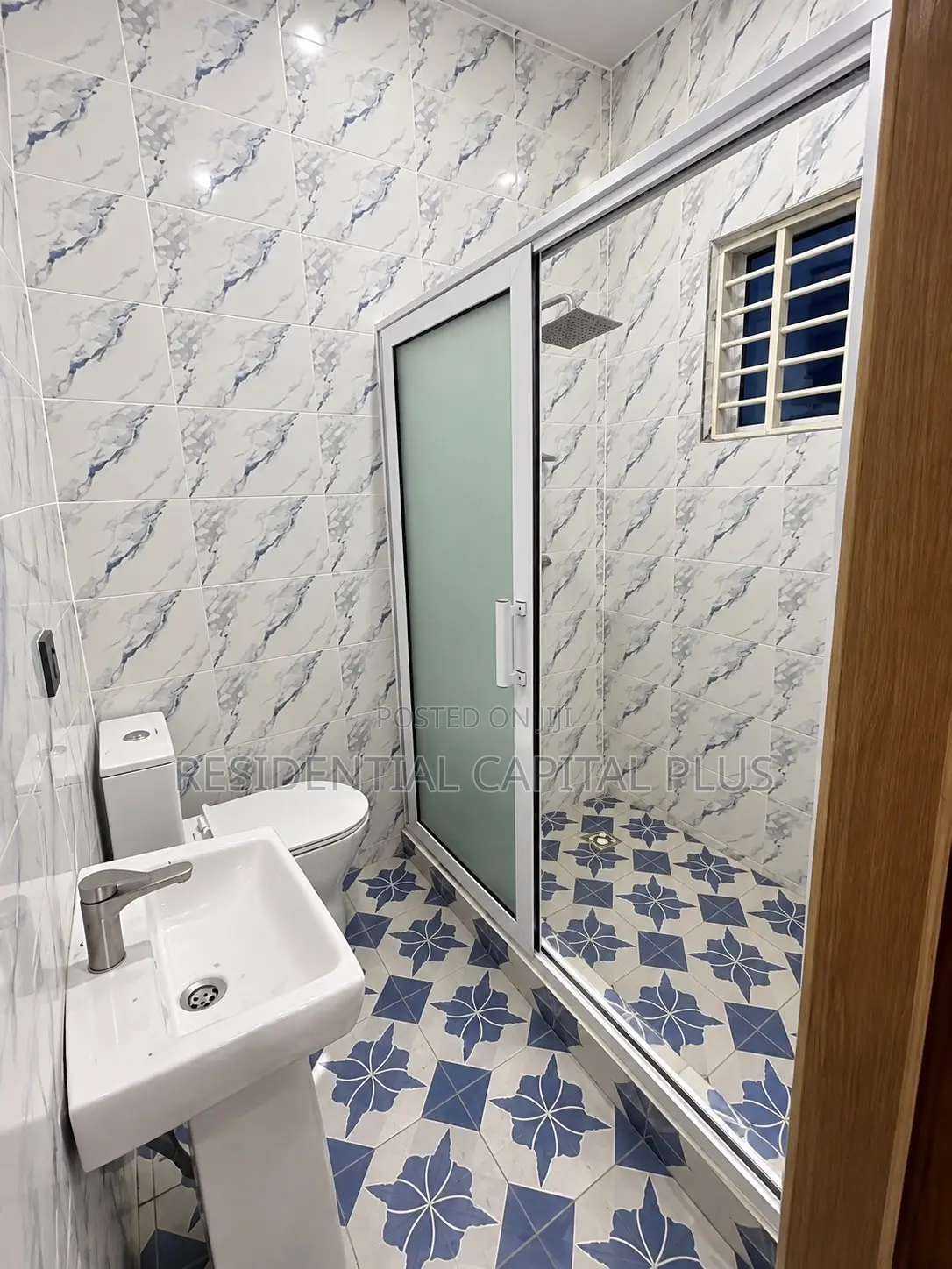4bdrm House in Batsona, Spintex for rent