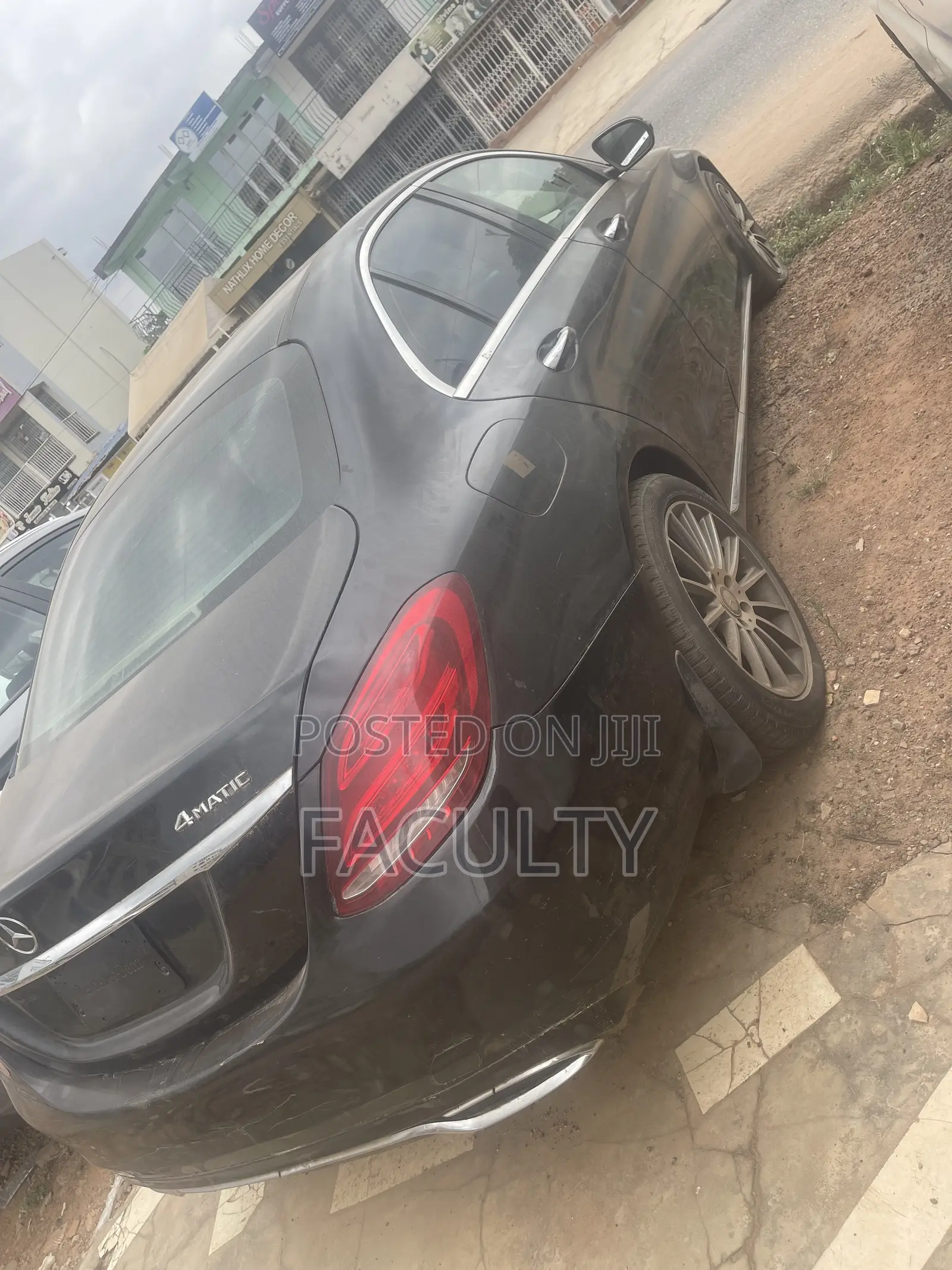 Mercedes-Benz C300 Luxury 4Matic Sedan AWD (2.0L 4cyl 7A) 2016 Black