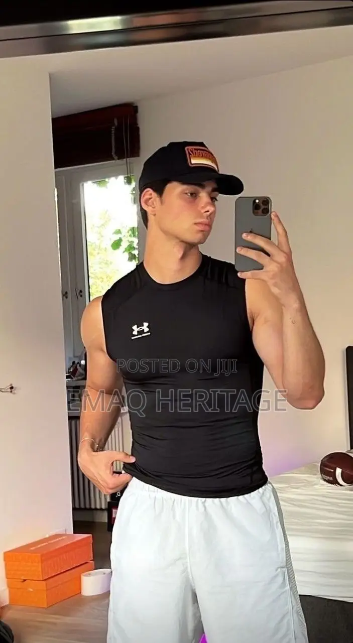 Under Armour Sleeveless Compression Muscle Tank - Black