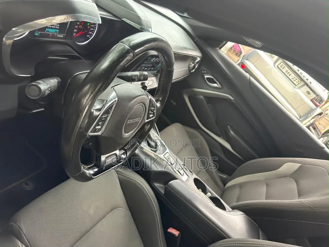 Chevrolet Camaro 2017 White