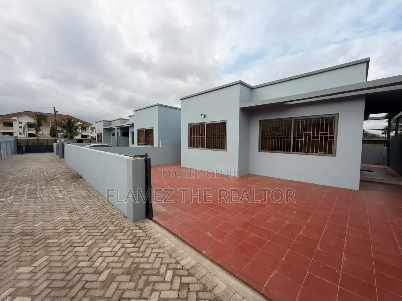3bdrm House in Cfc Estate, Mile 7 for sale