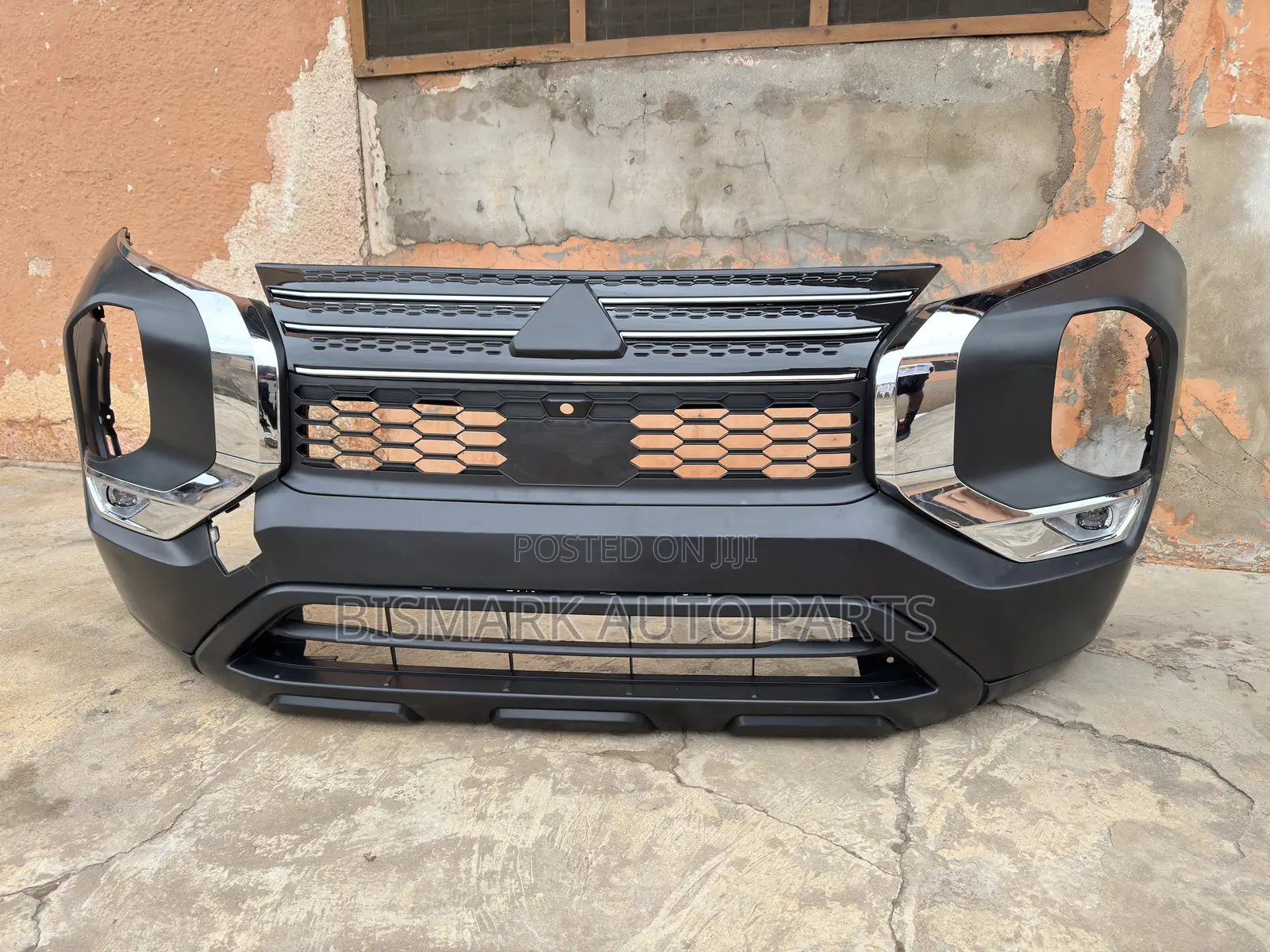 Mitsubishi Outlander 2022 2023 2024 2025 2026 Front Bumper Complete
