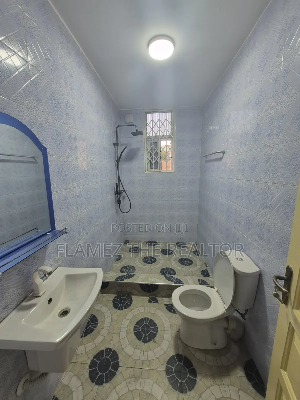 2bdrm Apartment in Ayawaso, Pokuase for rent