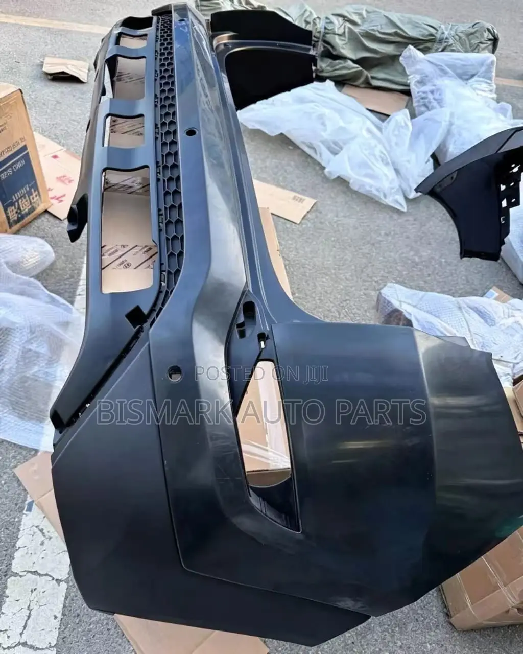Hyundai Tucson 2016 2017 2018 Back Bumper Complete