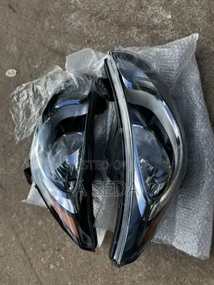 Hyundai Accent Headlights Bear 2012 2013 2014