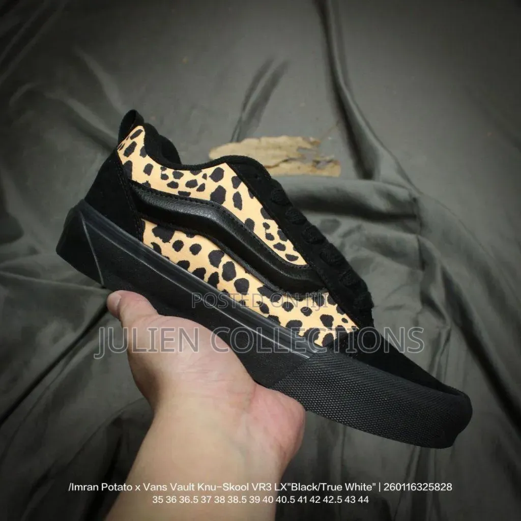 New Skool Van Black Gold