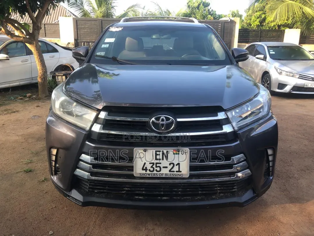 Toyota Highlander 2019 Gray