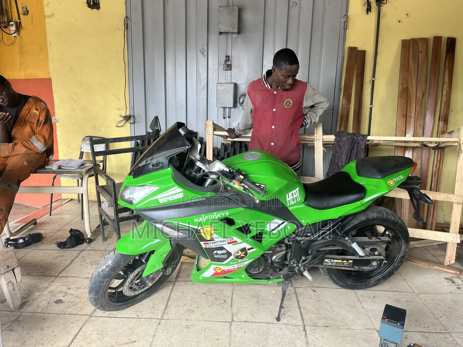 Kawasaki Ninja 300 2025 Green