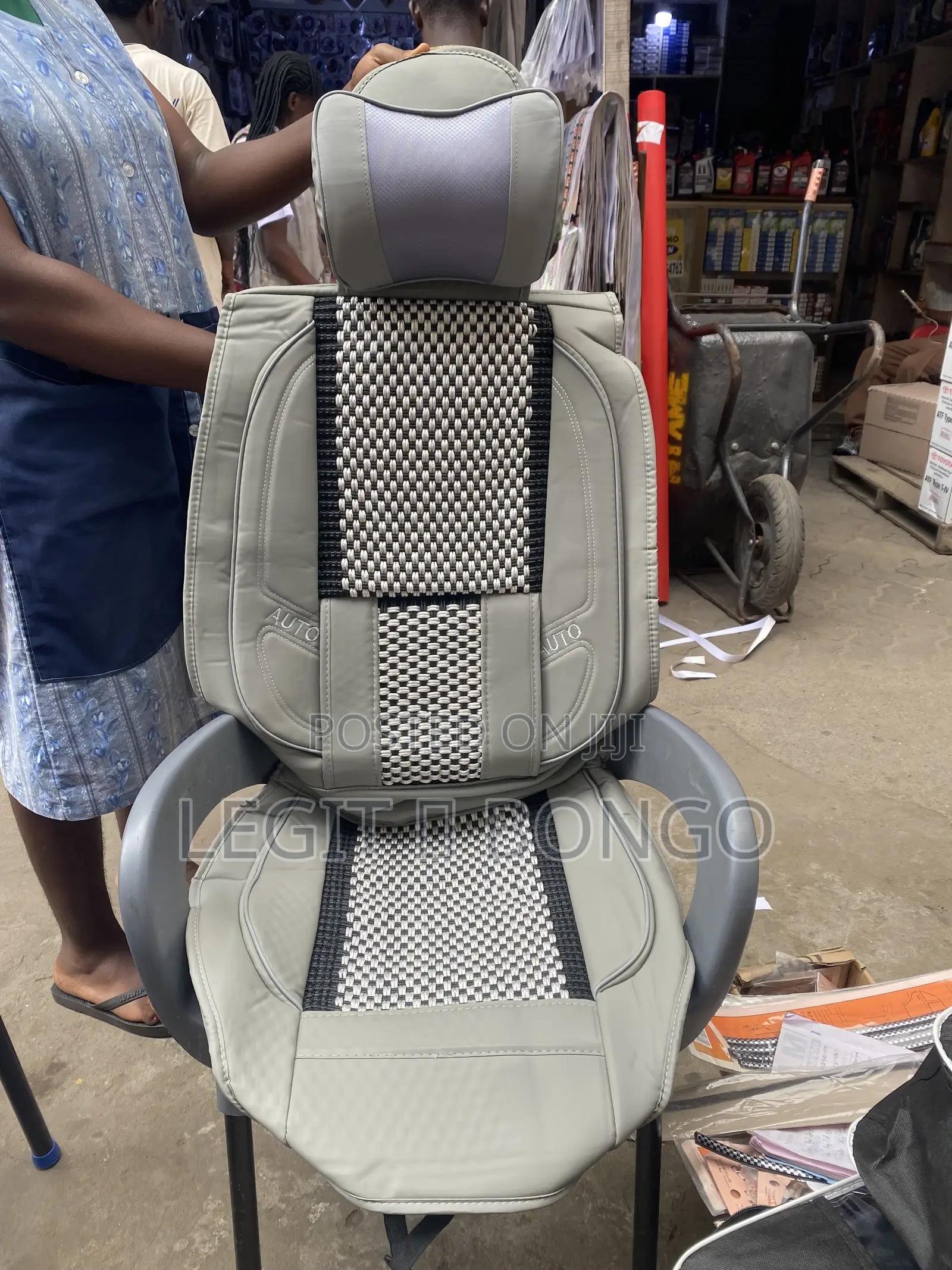 2 Front Seat Covers - Grey & Black Edition