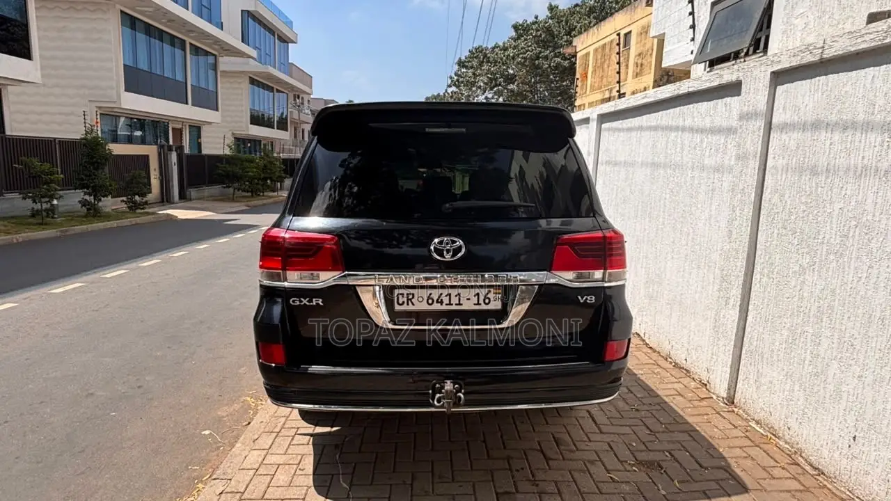 Toyota Land Cruiser 2015 Black