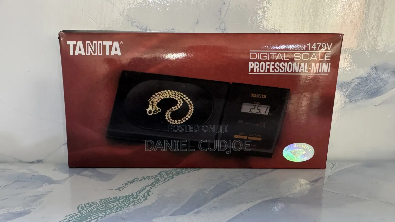 Tanita Gold Scale