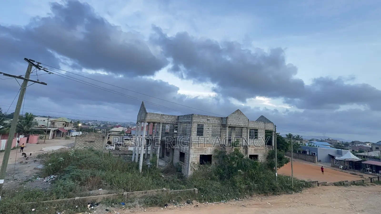 5bdrm House in Resideright, Pokuase for sale