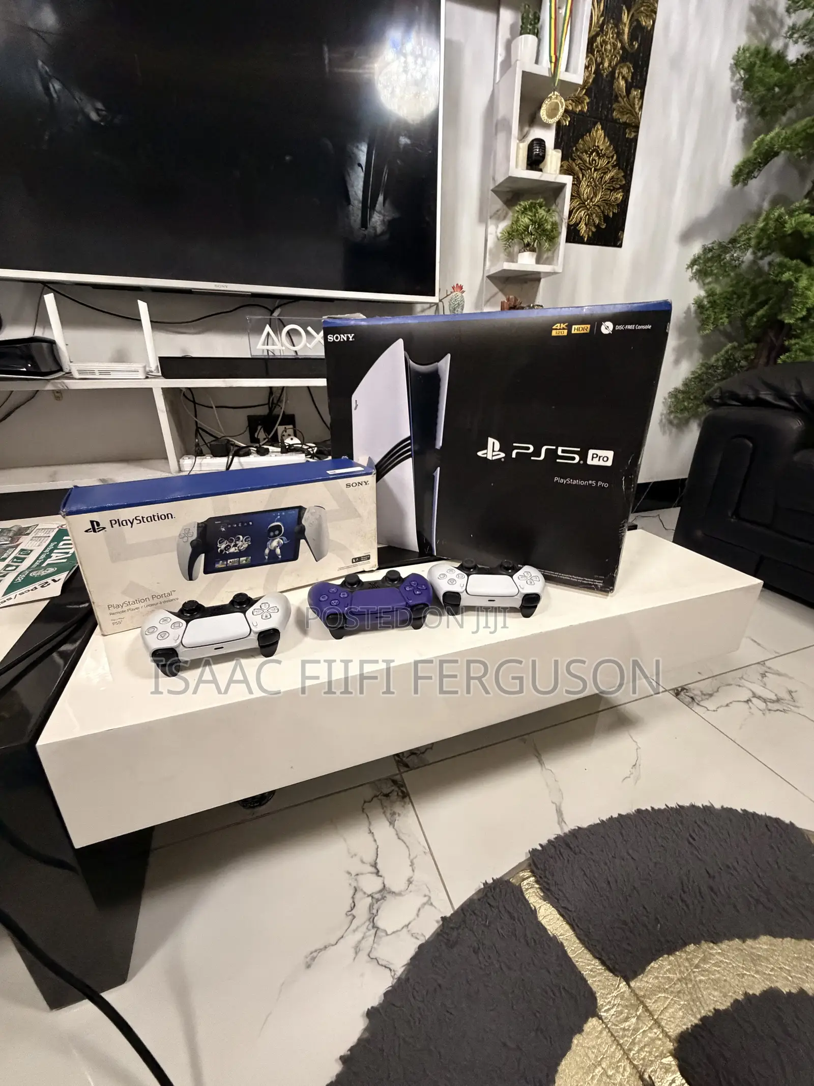 PS5 Pro+3 Controllers+Playstation Portal+Installed Games - COMBO