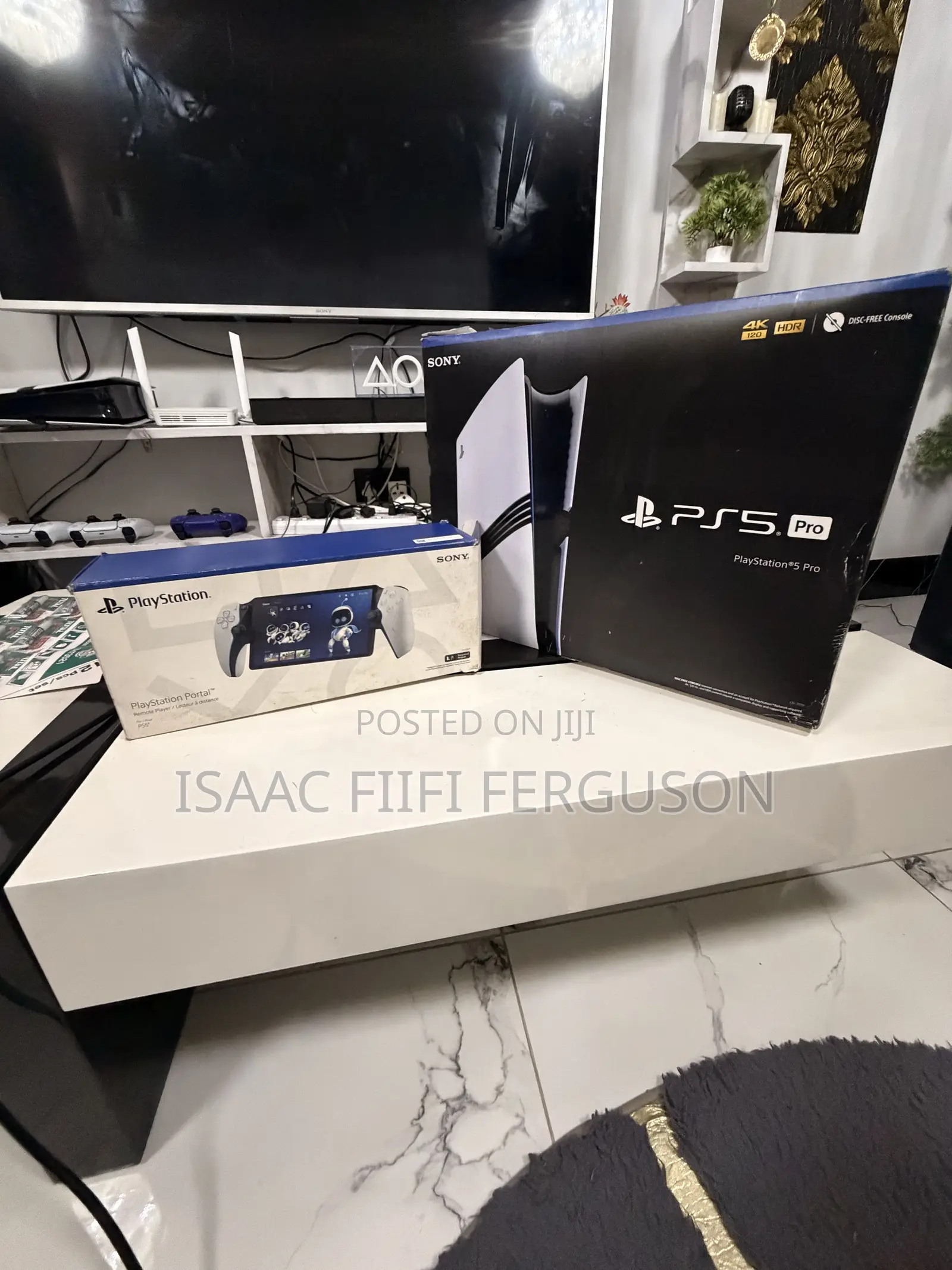 PS5 Pro+3 Controllers+Playstation Portal+Installed Games - COMBO
