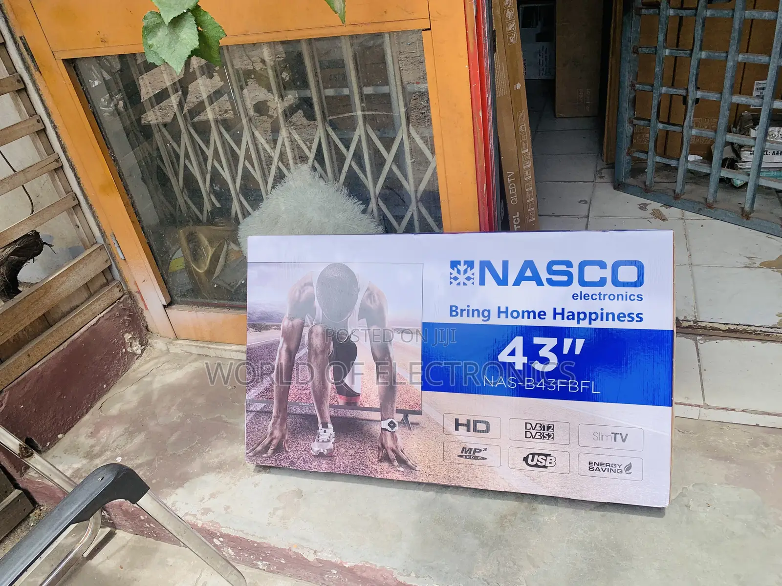 43”FHD Satellite Digital Nasco Television