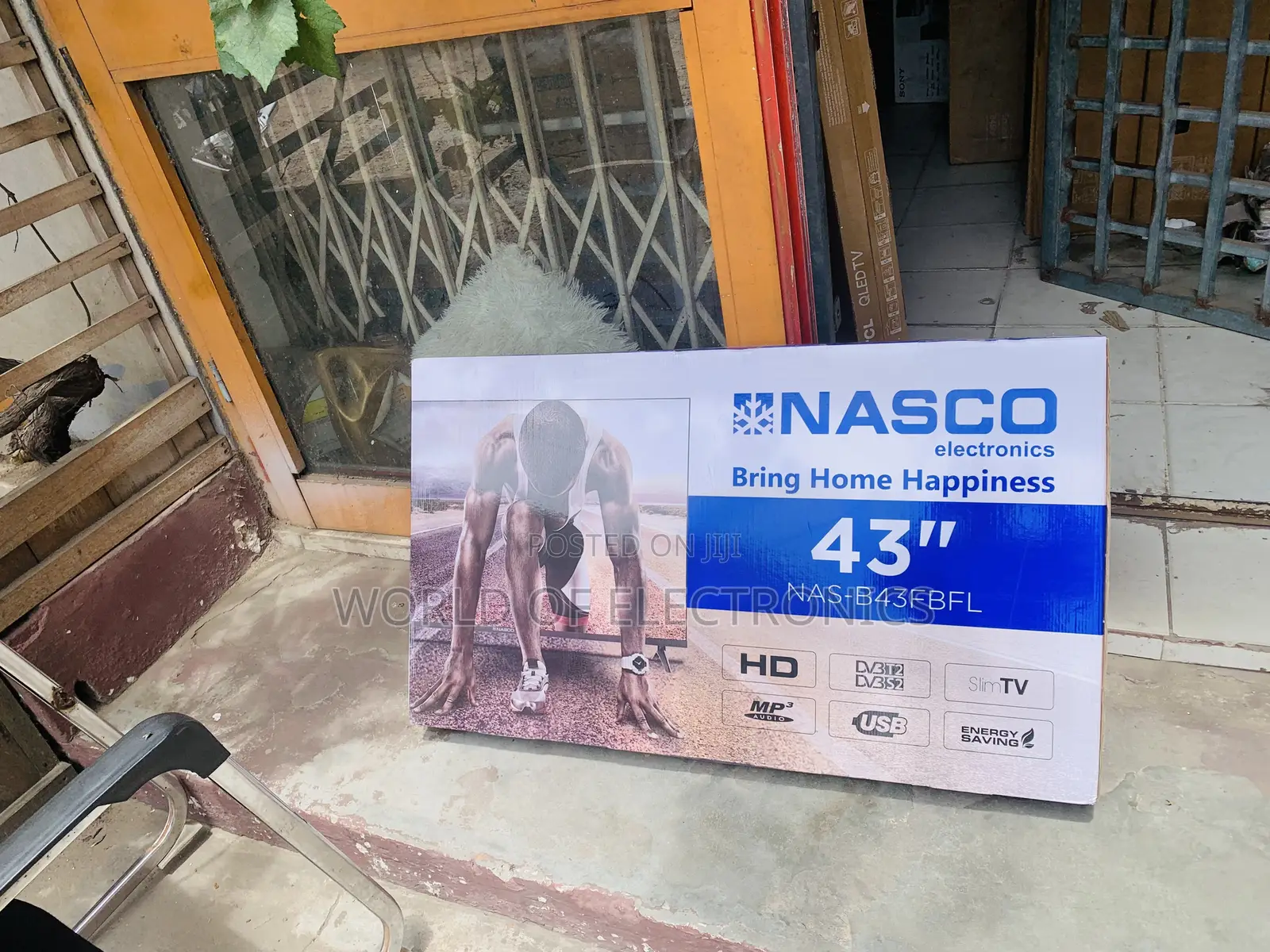 43”FHD Satellite Digital Nasco Television