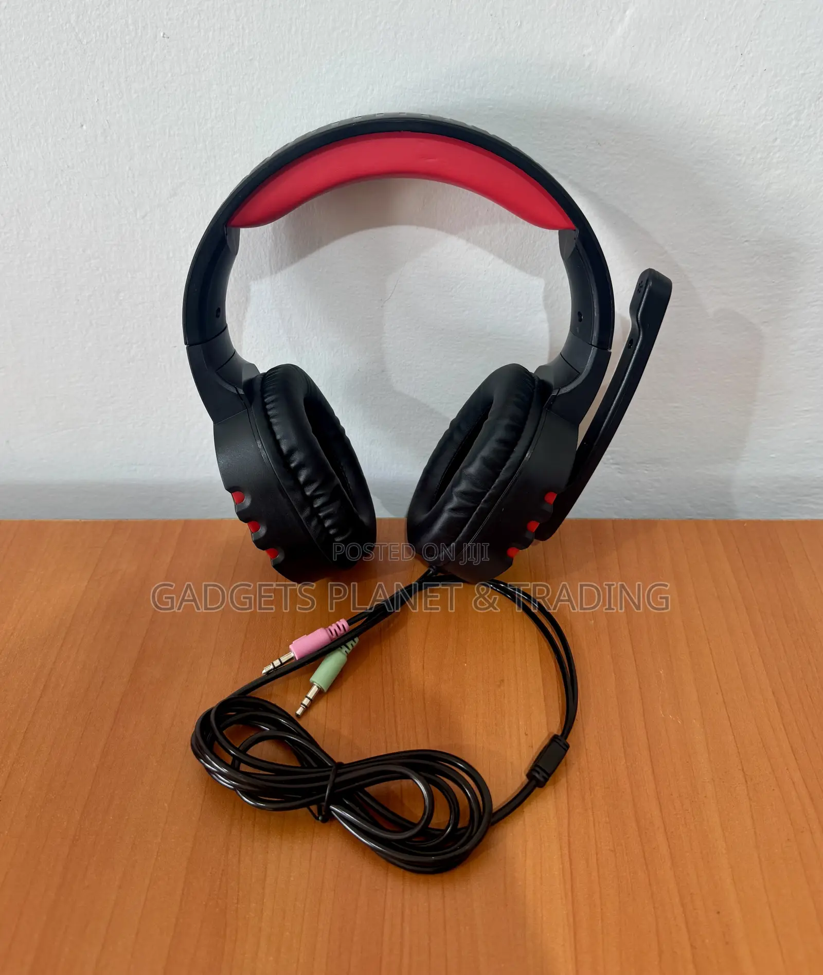 T-Wolf 4in1 Gaming Combo: Keyboard, Mouse Heaphone & Mouse Pad - TF800