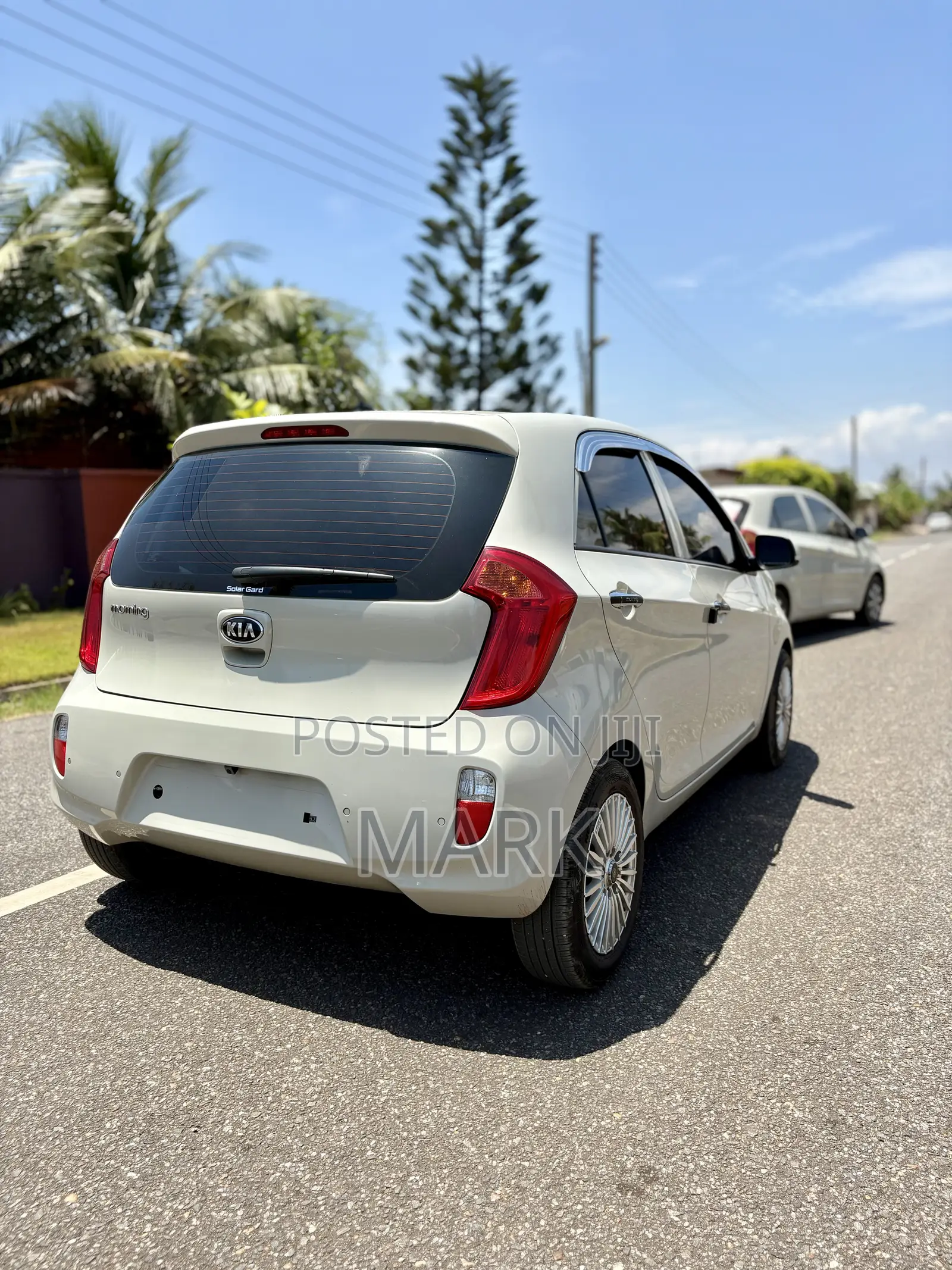 Kia Morning 2015 White