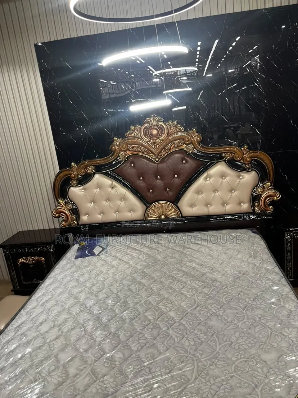 Modern Interior Bedset