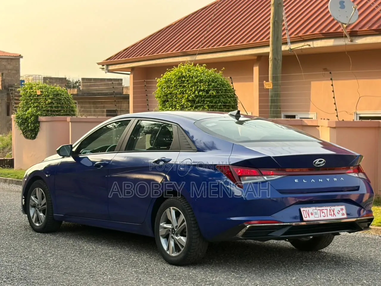 Hyundai Elantra SE 2021 Blue