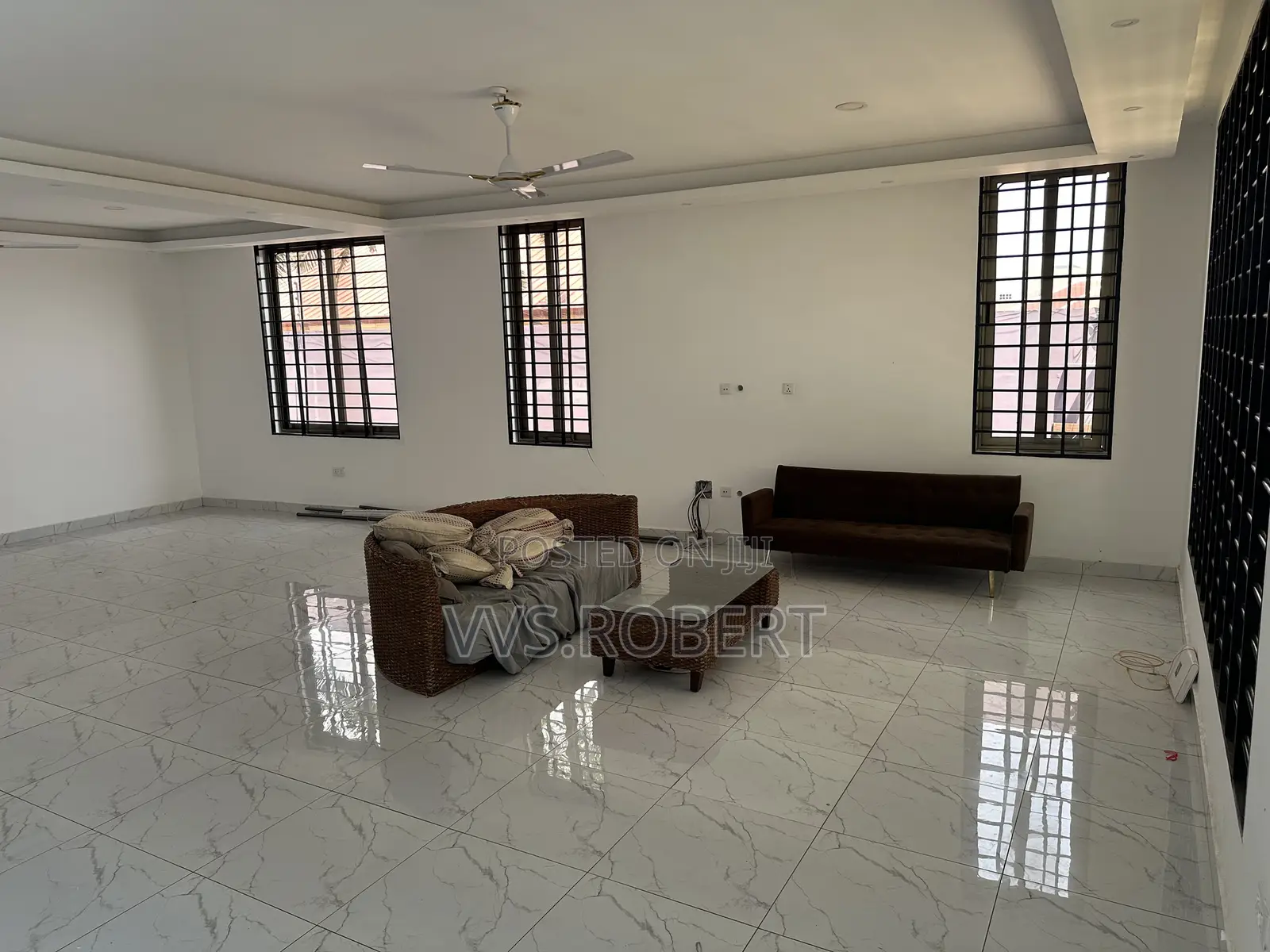4bdrm House in Adjiriganor for sale