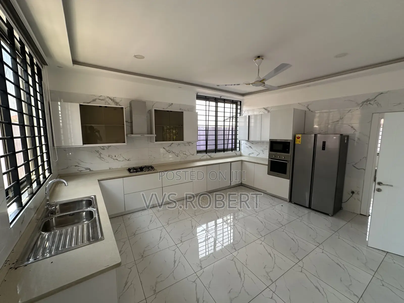 4bdrm House in Adjiriganor for sale