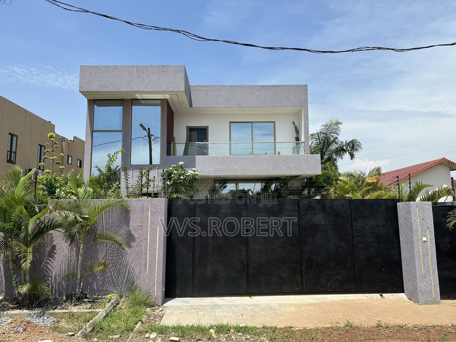 4bdrm House in Adjiriganor for sale