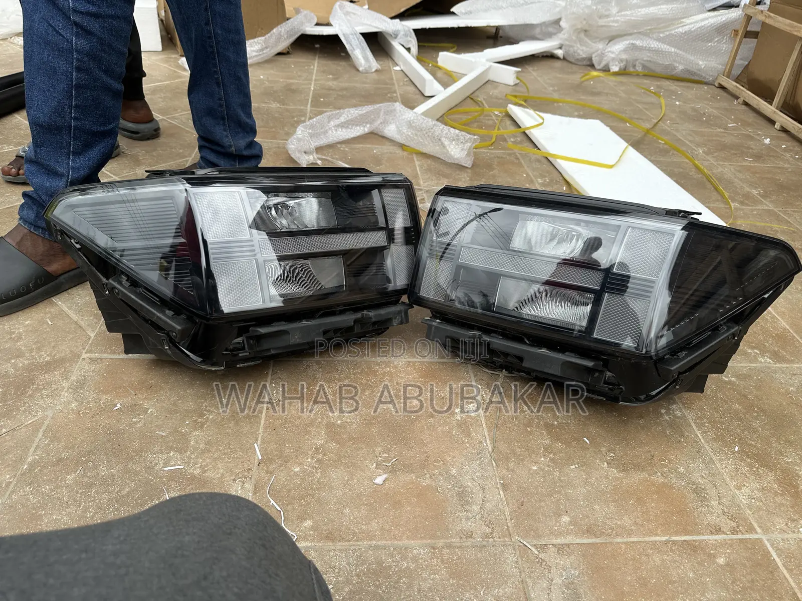 Hyundai Santafe 2025 Headlights Pair