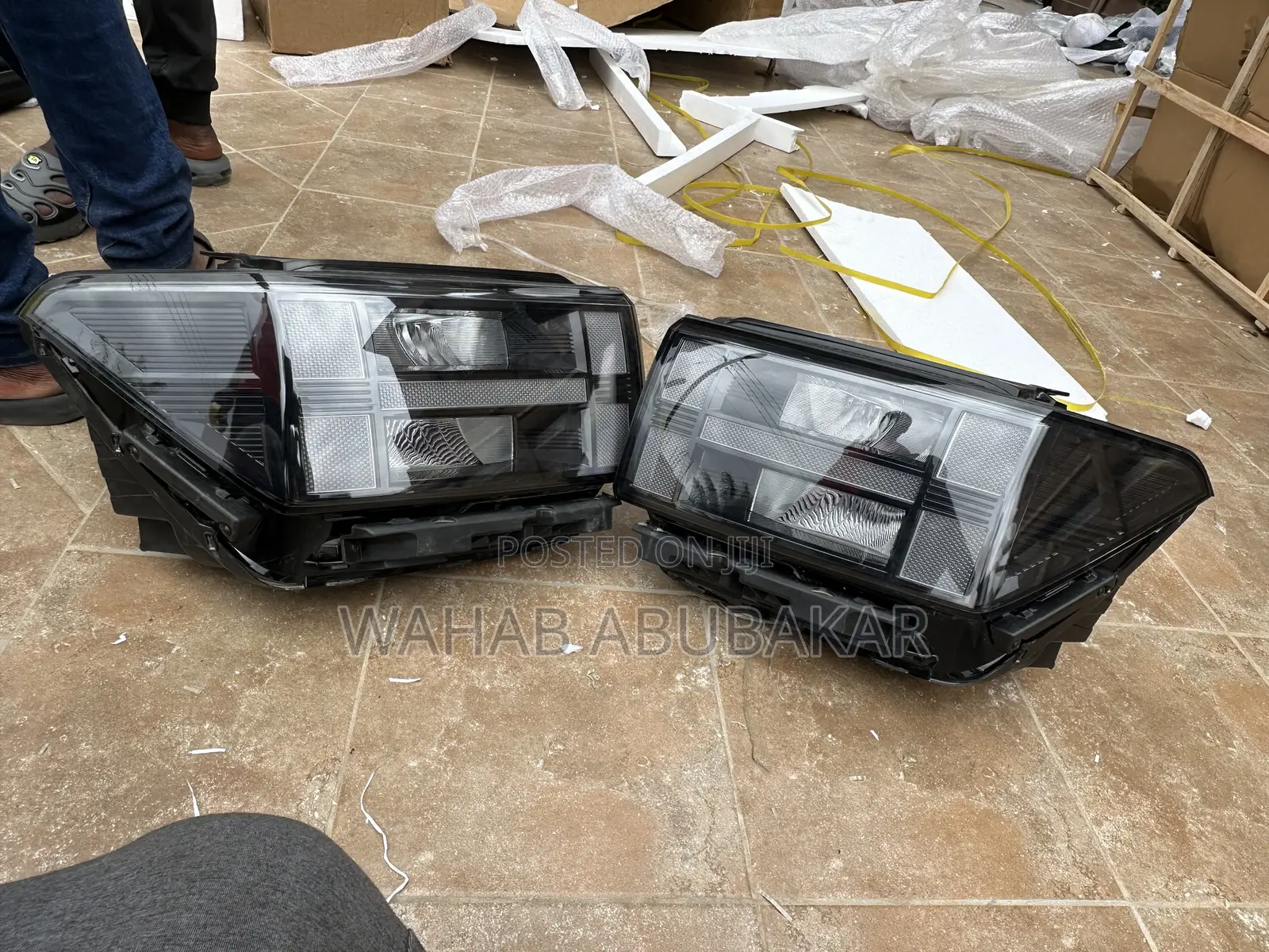 Hyundai Santafe 2025 Headlights Pair