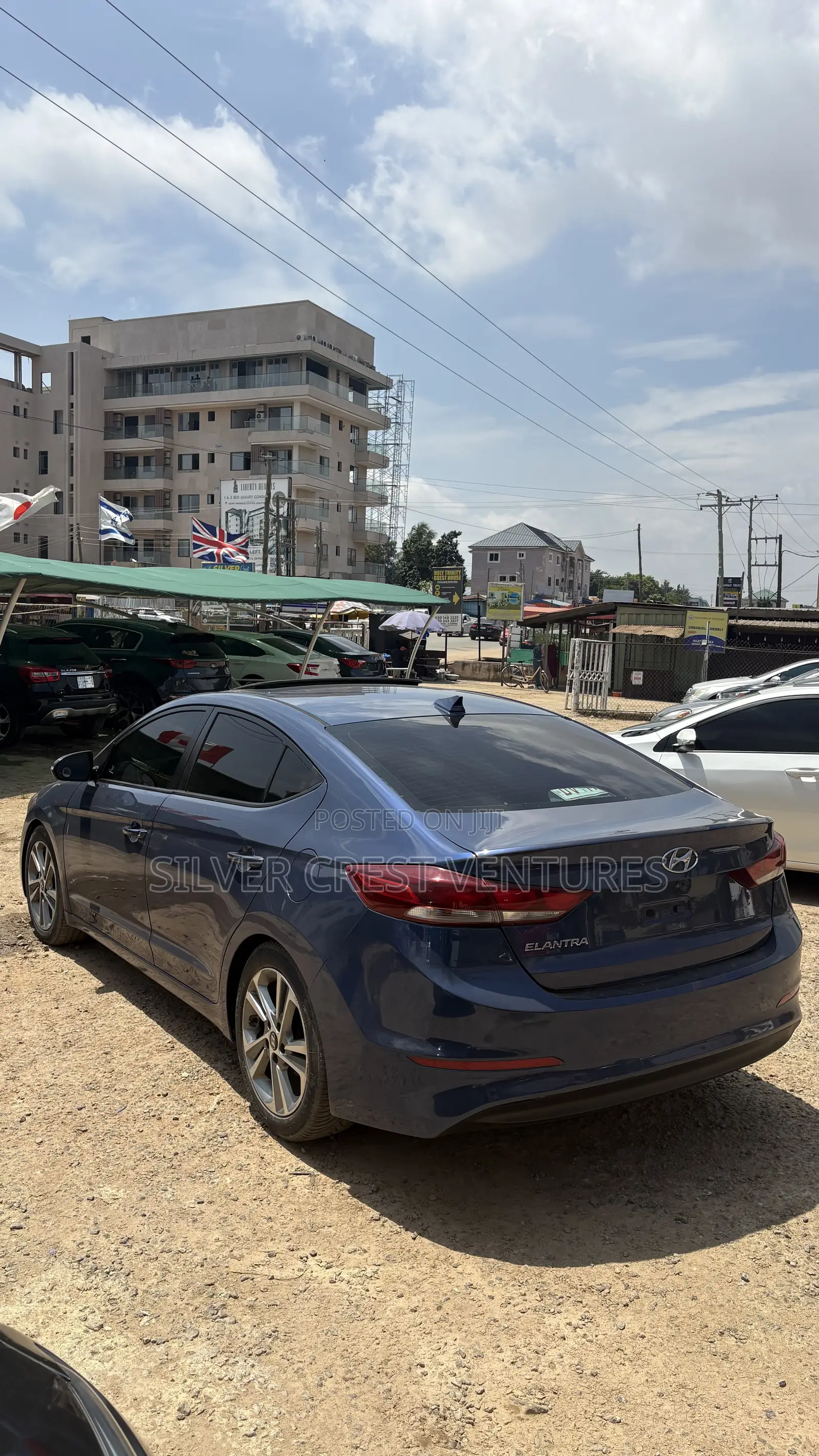 Hyundai Elantra Limited Sedan FWD (2.0L 4cyl 6A) 2017 Blue