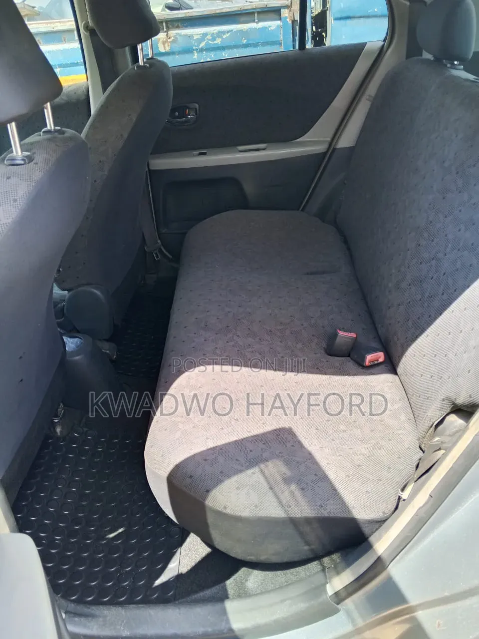 Toyota Vitz 1.0 FWD 3dr 2010 Silver