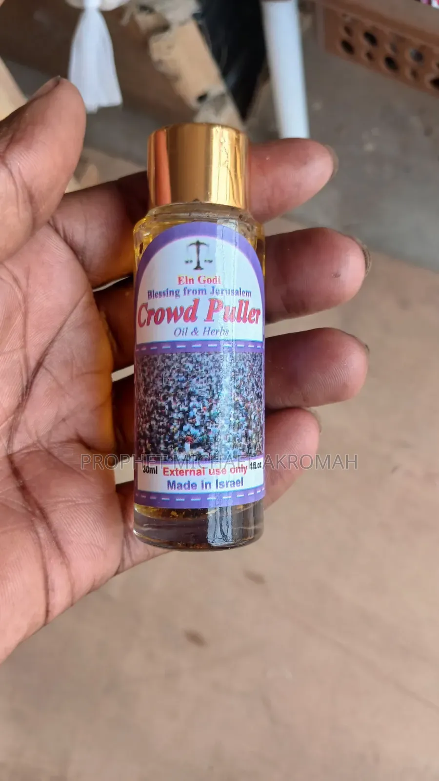 Crowd Puller Oil