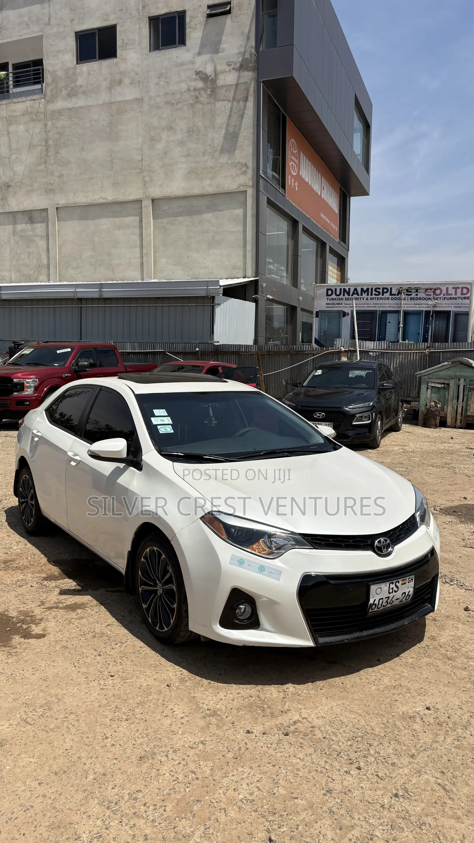 Toyota Corolla S Premium 4dr Sedan (1.8L 4cyl CVT) 2015 White