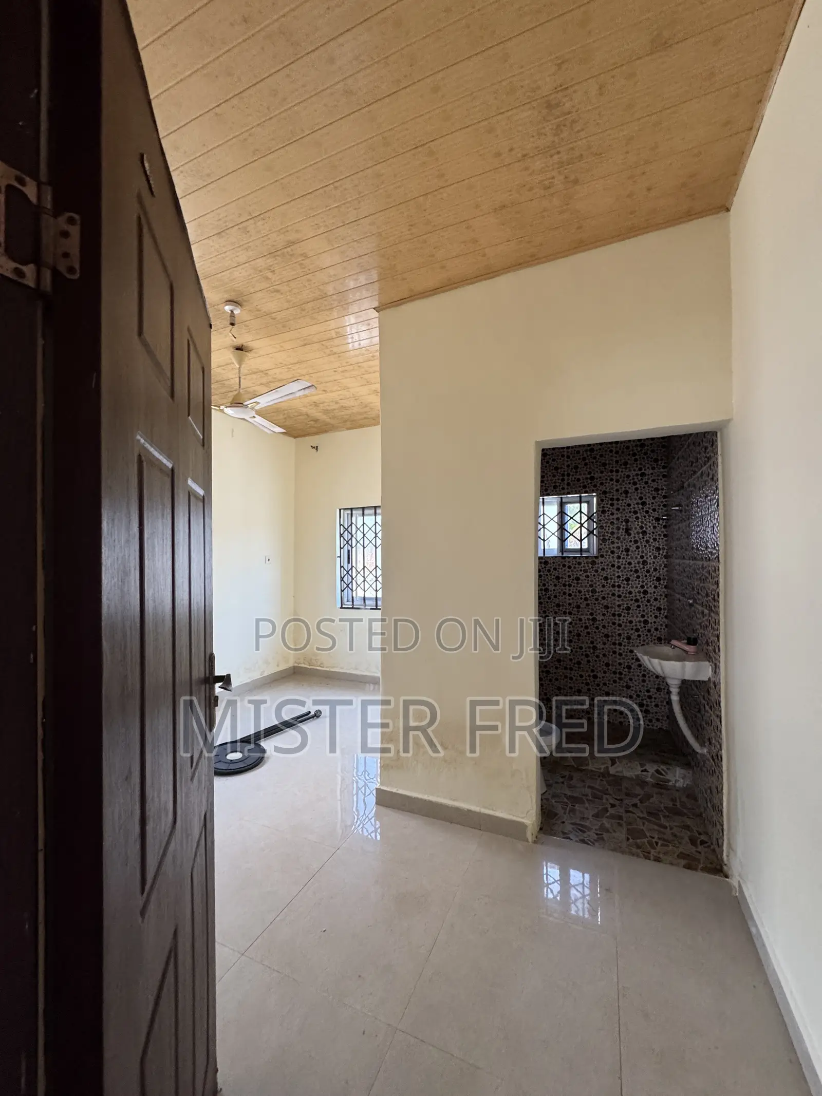 2bdrm House in Adanseman New, Weija for rent