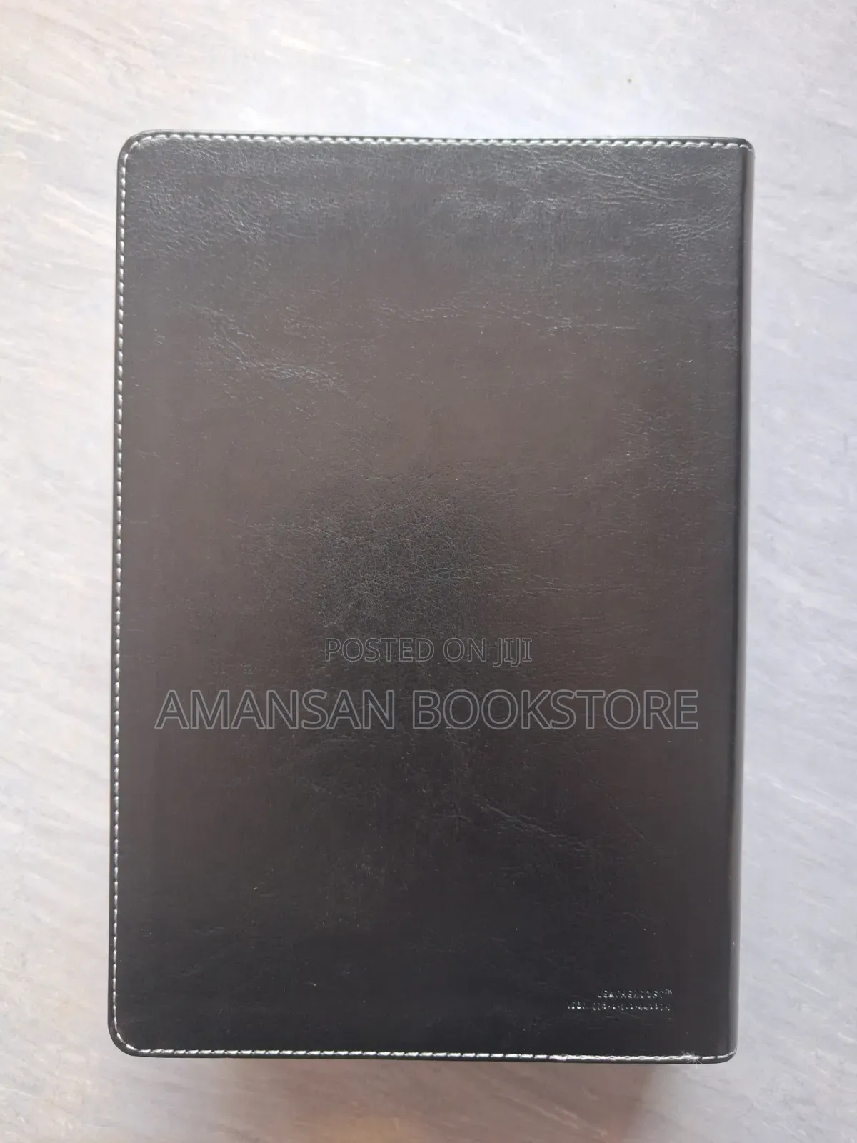 NIV, KJV, NASB, AMP Parallel Bible (Comparative Bible, Leather)