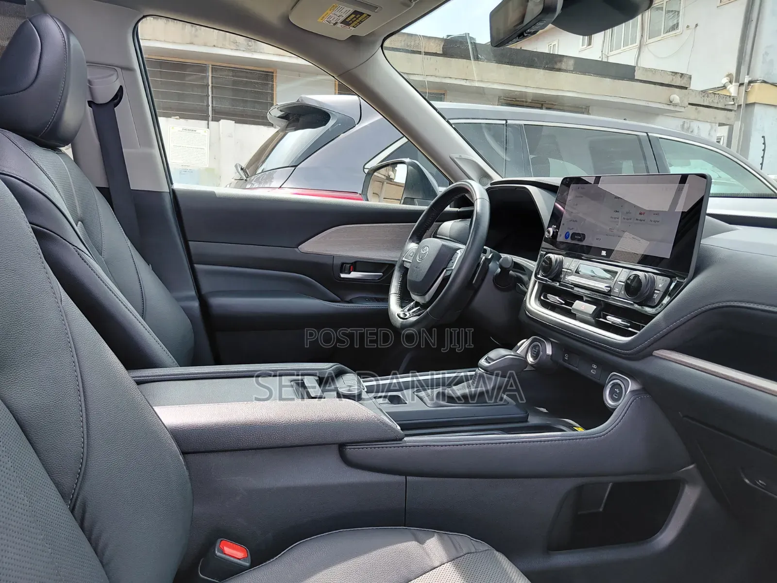 Toyota Grand Highlander Platinum AWD 2024 Gray