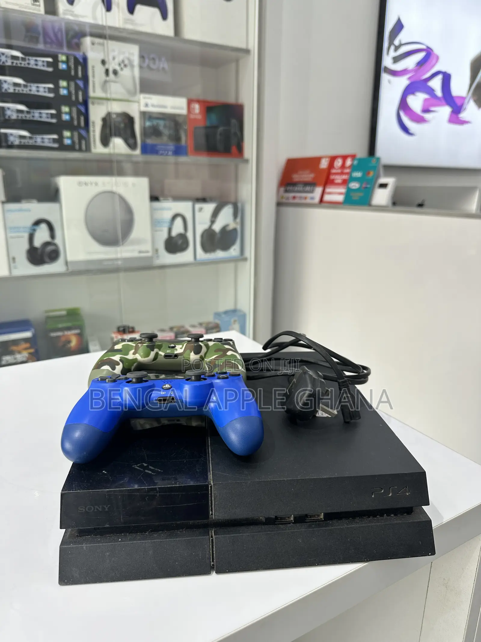 PlayStation 4 Standard