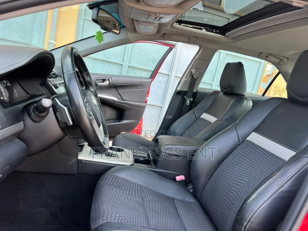 Toyota Camry SE 4dr Sedan (2.5L 4cyl 6A) 2014 Red
