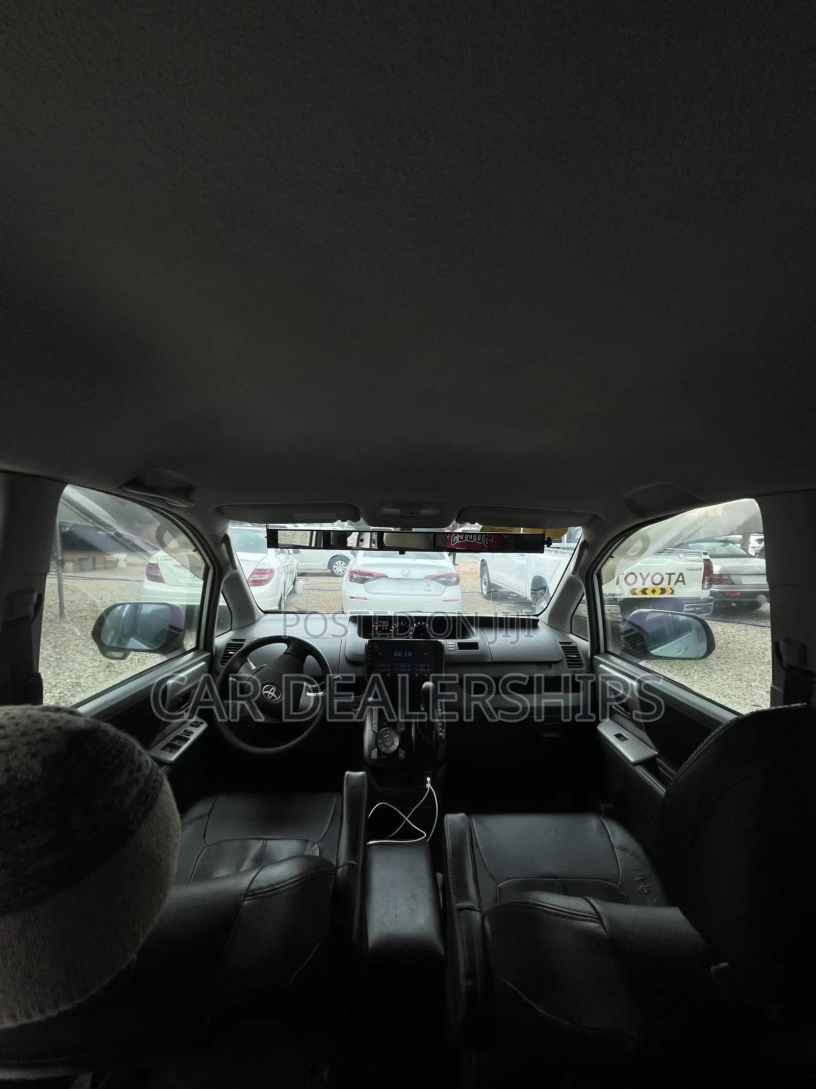 Toyota Voxy 2012 White