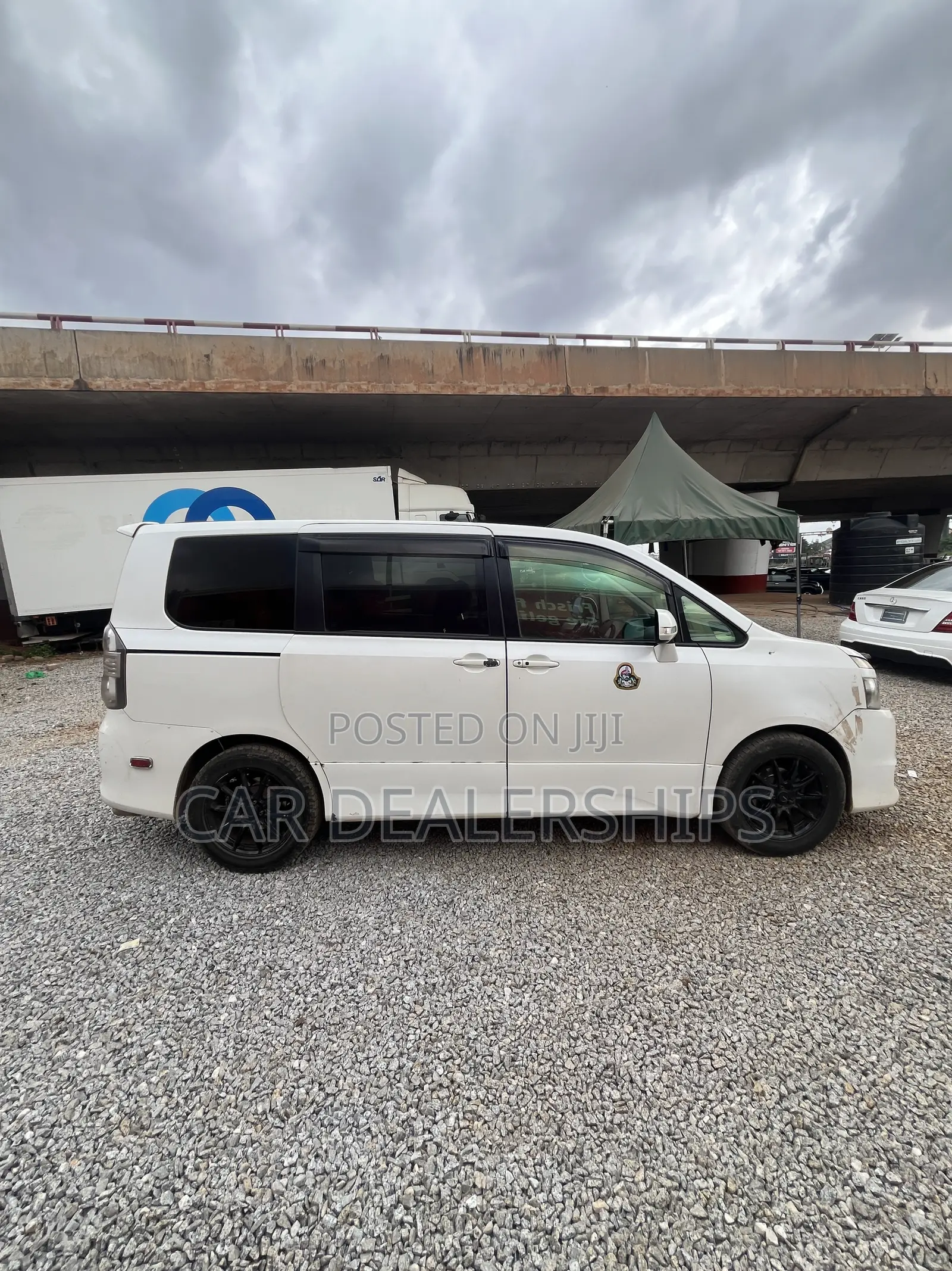 Toyota Voxy 2012 White