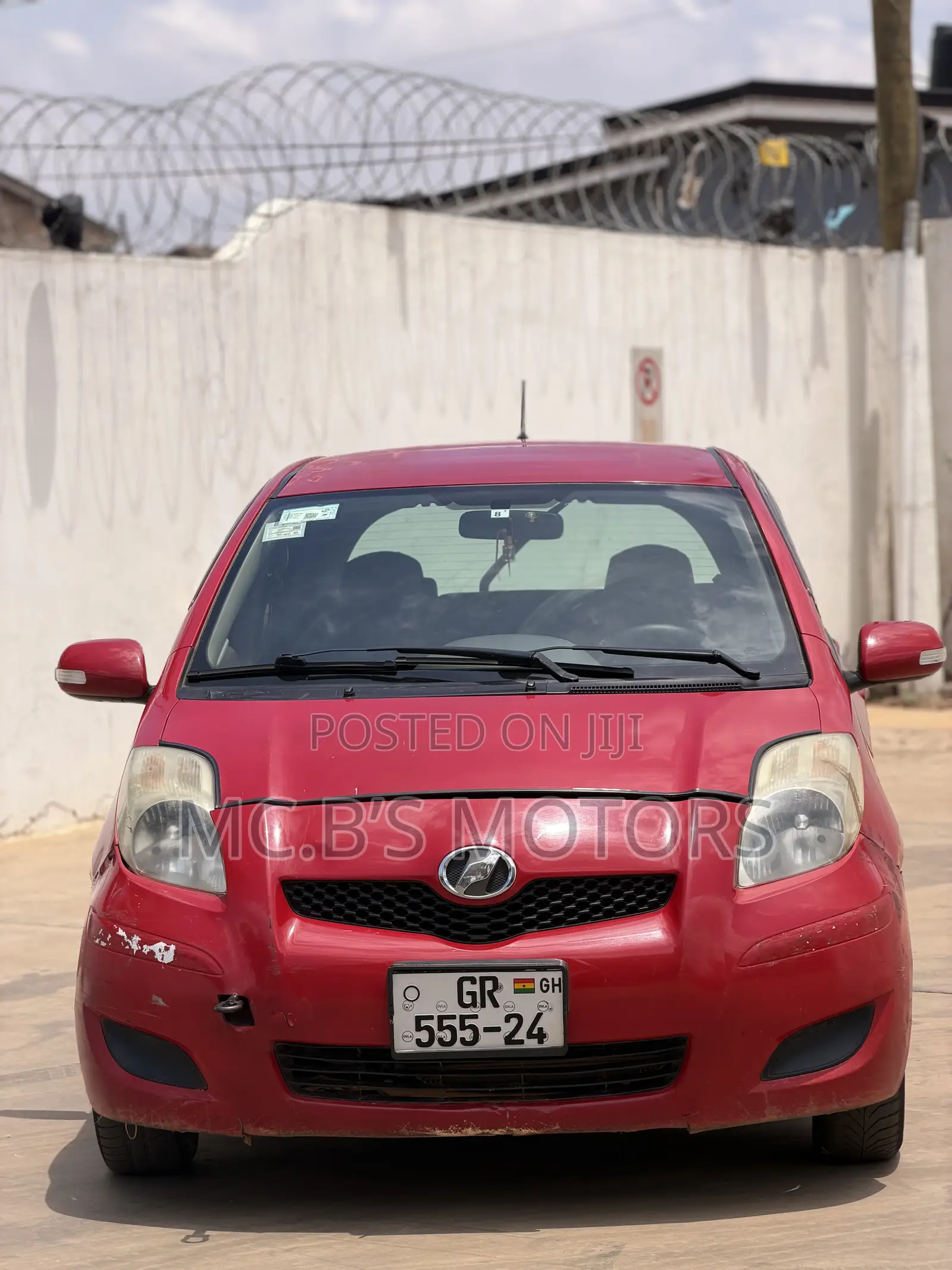 Toyota Vitz 2010 Red