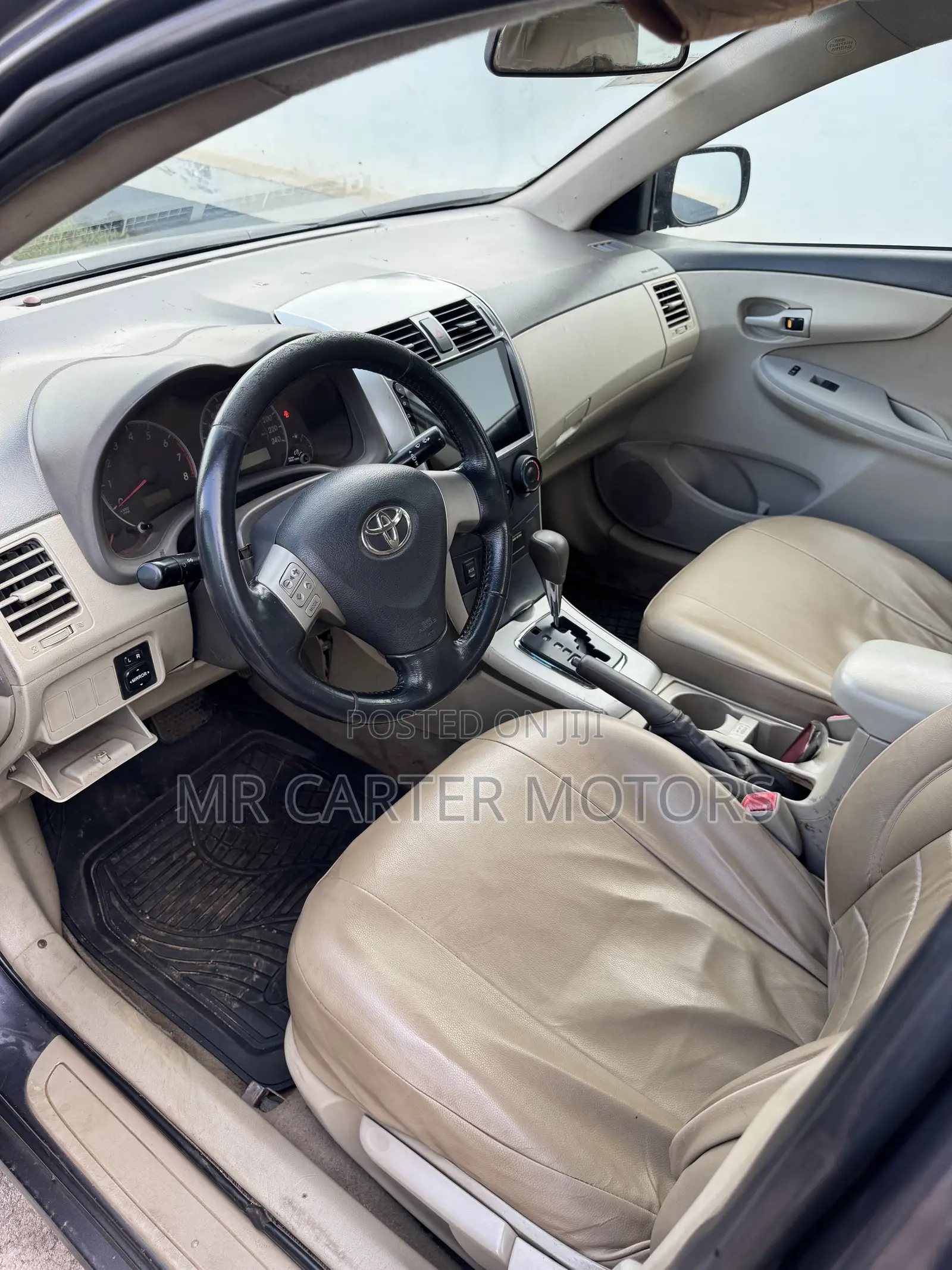 Toyota Corolla LE 4dr Sedan (1.8L 4cyl 4A) 2010 Gray