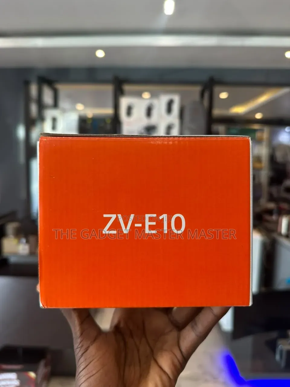Sony ZV-E10 Mirrorless Camera