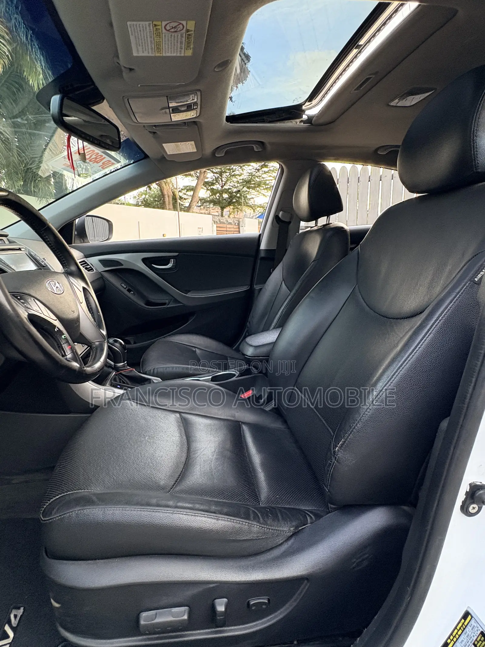 Hyundai Elantra Limited Sedan FWD (1.8L 4cyl 6A) 2016 White