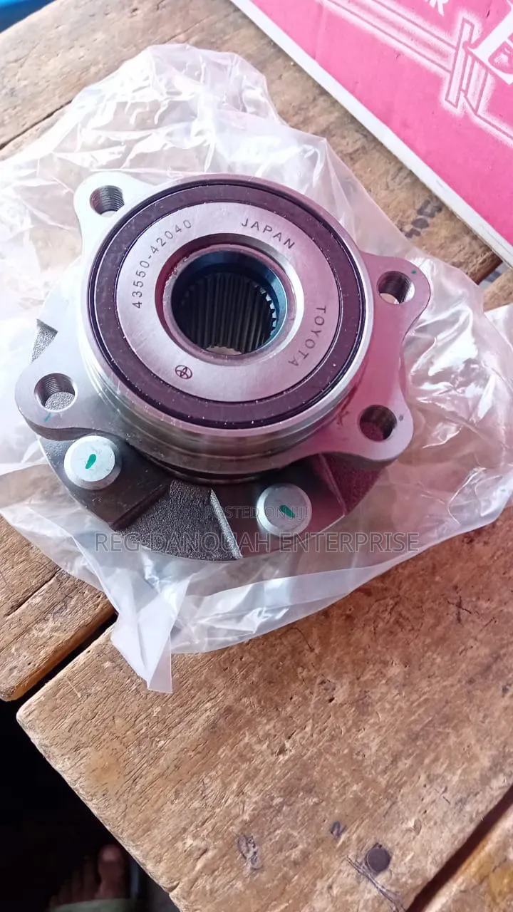 Toyota Rav4 2010-2011 Front Hub